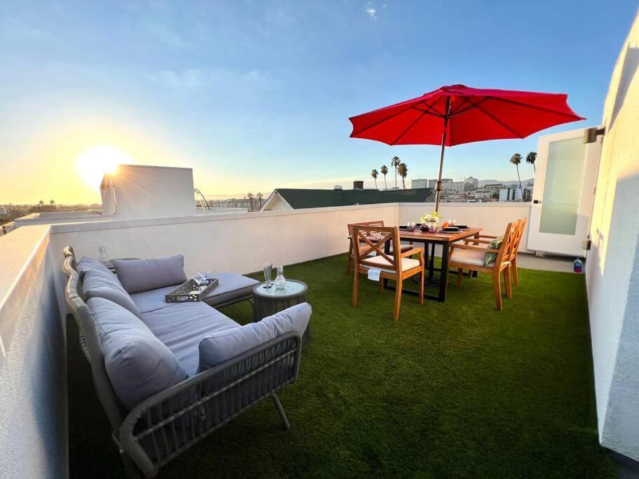 Luxury K-Town Dwelling With Private Rooftop Deck. 洛杉矶 外观 照片
