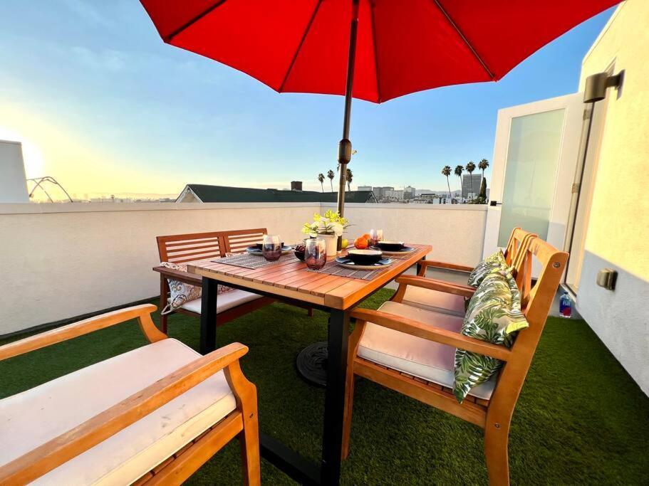 Luxury K-Town Dwelling With Private Rooftop Deck. 洛杉矶 外观 照片